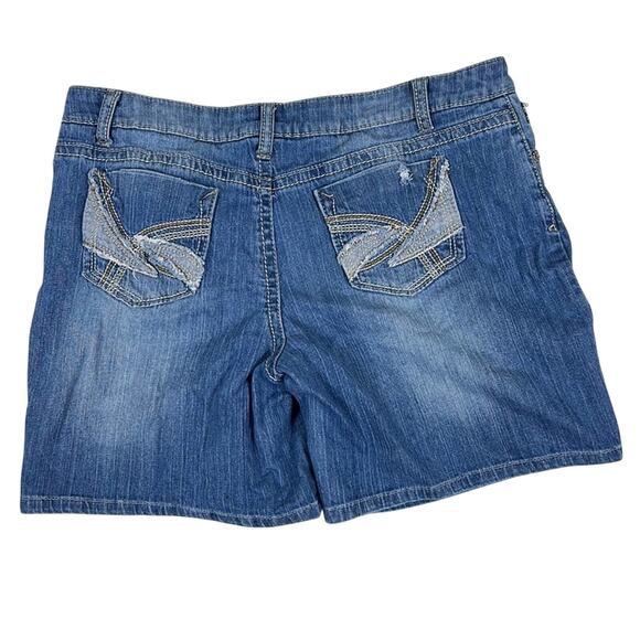 Mudd Y2K Distressed Bermuda Denim Shorts - Picture 3 of 4